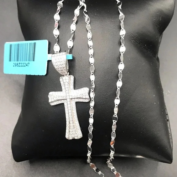 925 Sterling Silver 0.69CT Moissanite Cross Pendant Necklace size 18” - Picture 1 of 13